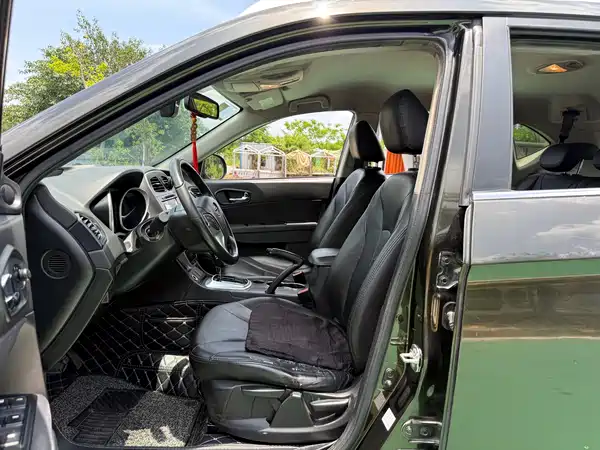 GAC Trumpchi GS5 2014