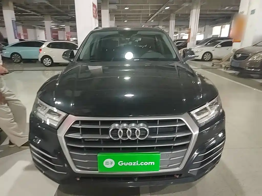 Audi Q5L 2019