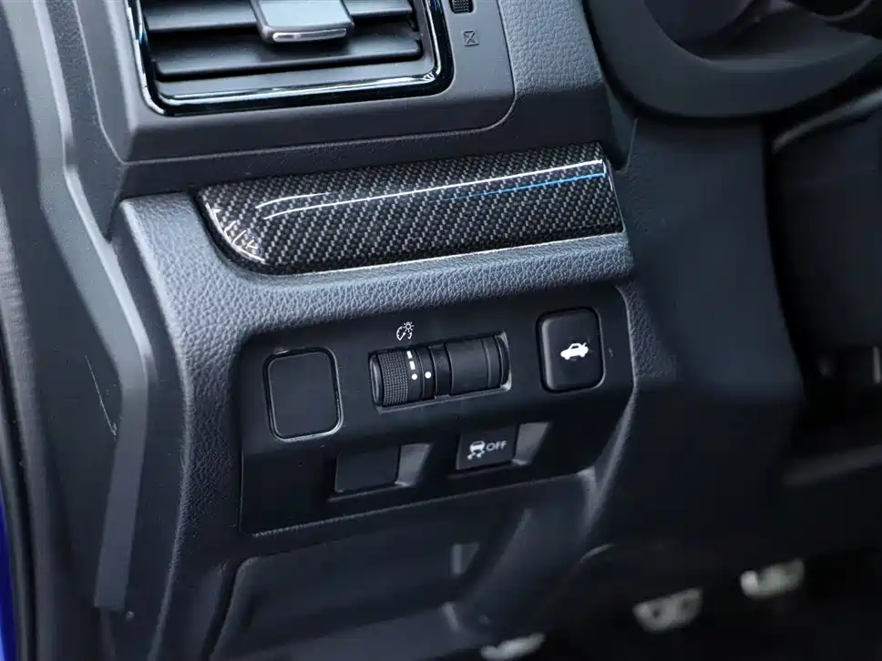 Subaru Impreza 2016 — фото 11