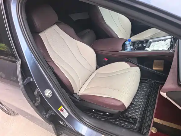 BYD Seal 07 DM-i 2024