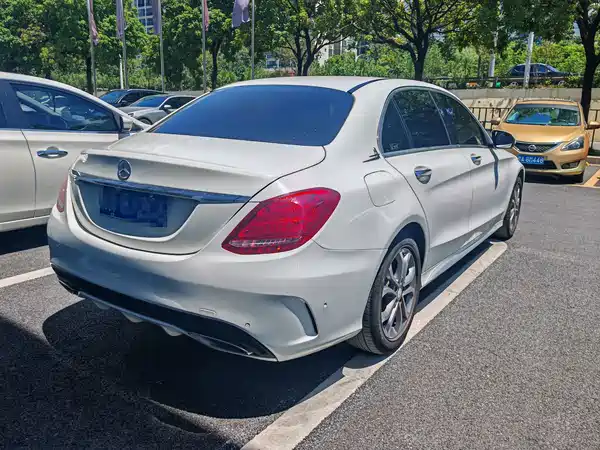 Mercedes-Benz C-Class 2016
