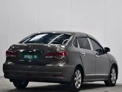 Nissan Sylphy 2012