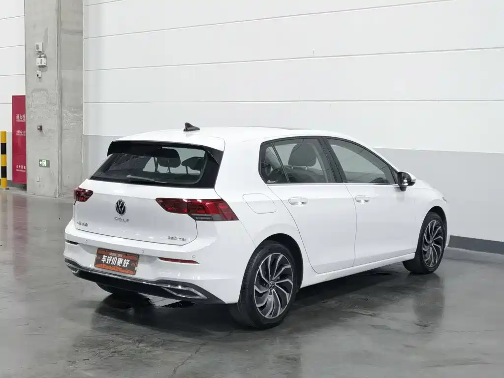 Volkswagen Golf 2022