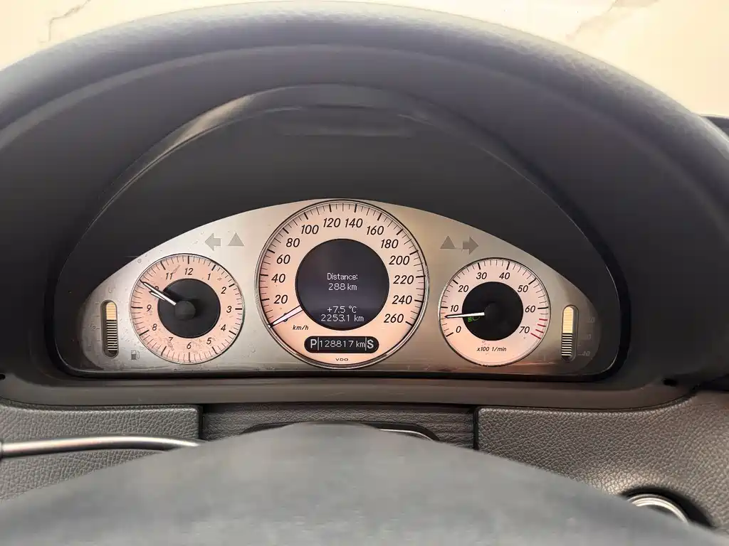 Mercedes-Benz CLK-Class 2010 — фото 13