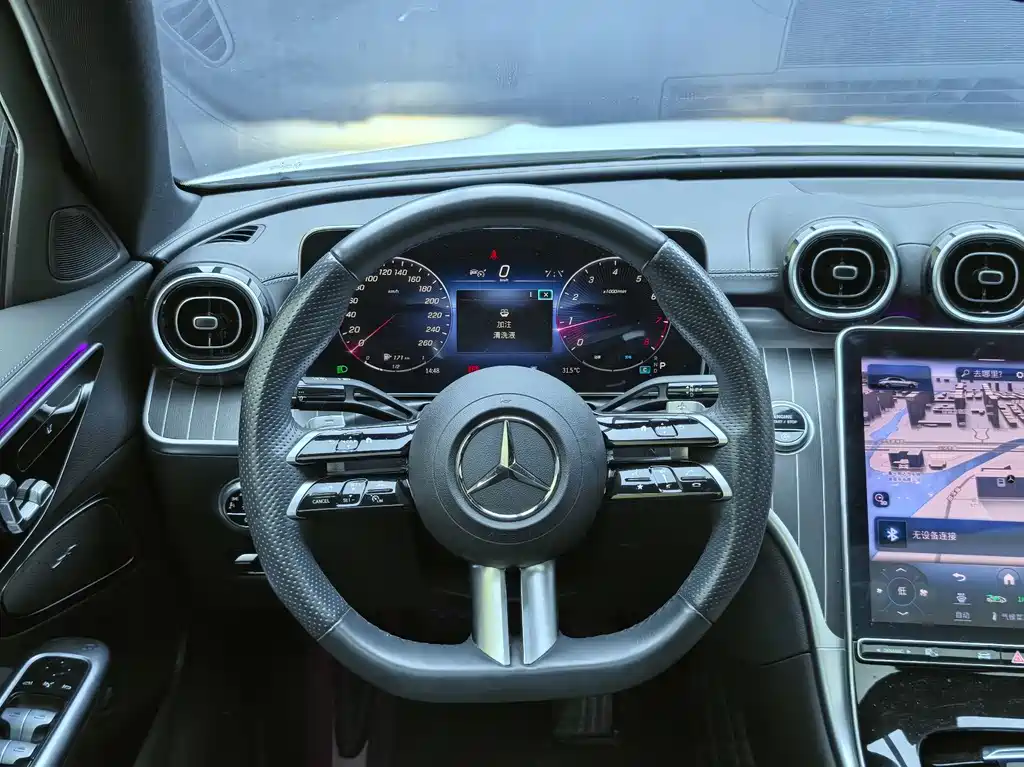 Mercedes-Benz C-Class 2024 — фото 17