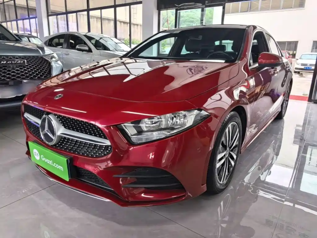 Mercedes-Benz A-Class 2020 — фото 2