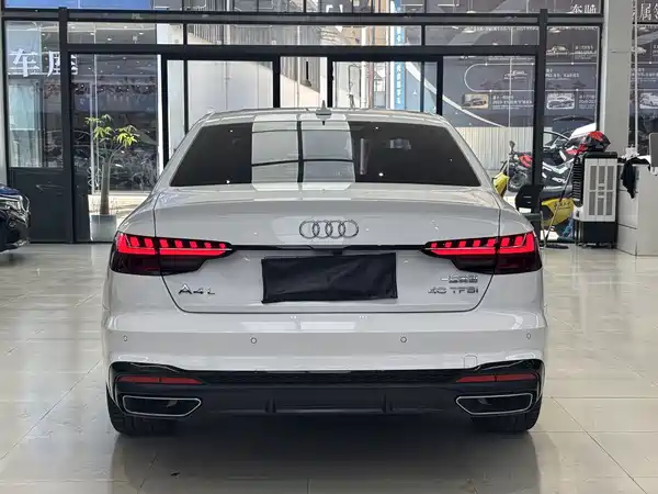 Audi A4L 2022