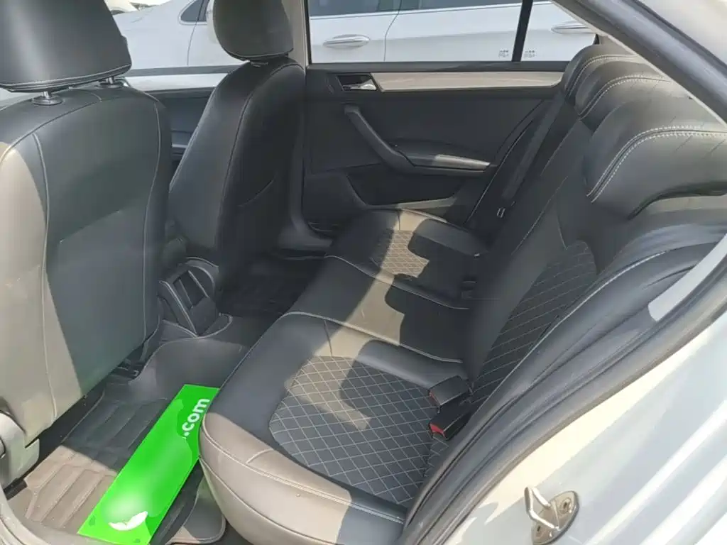 Skoda Rapid 2019 — фото 17