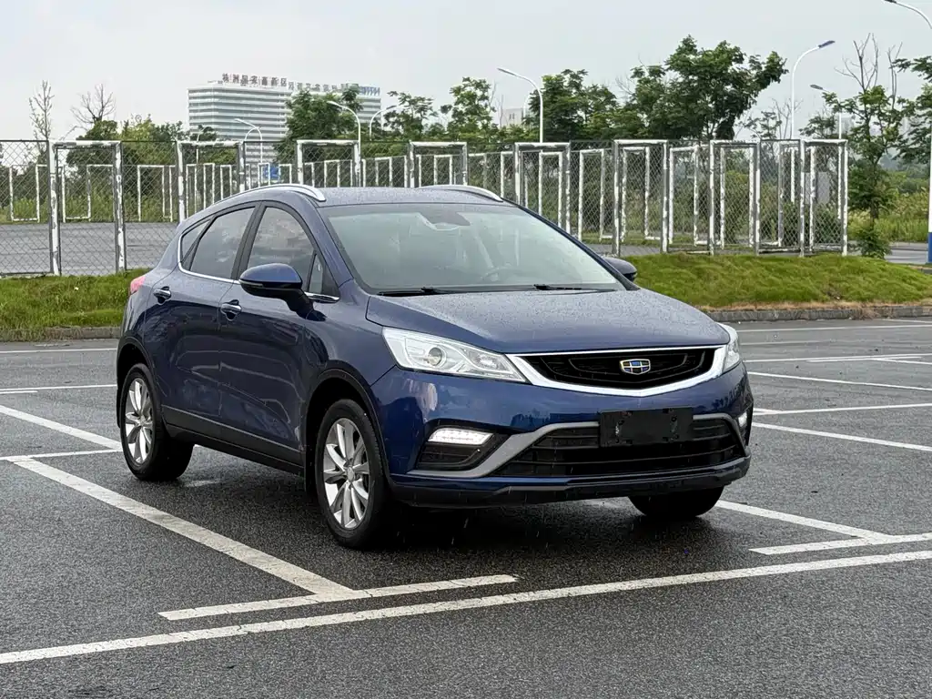 Geely Emgrand GS 2018 — фото 3