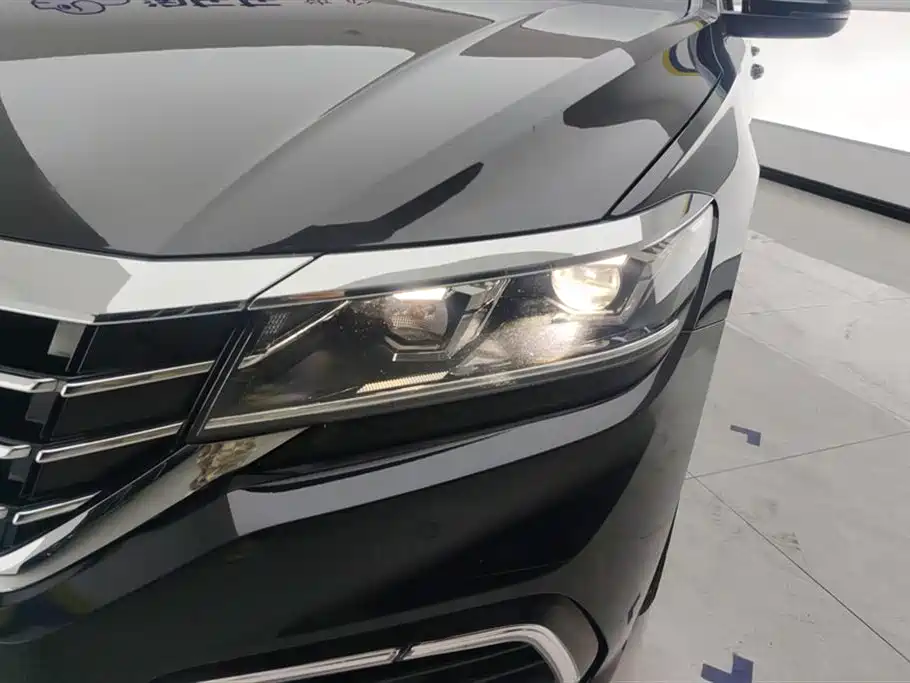 Volkswagen Passat 2021