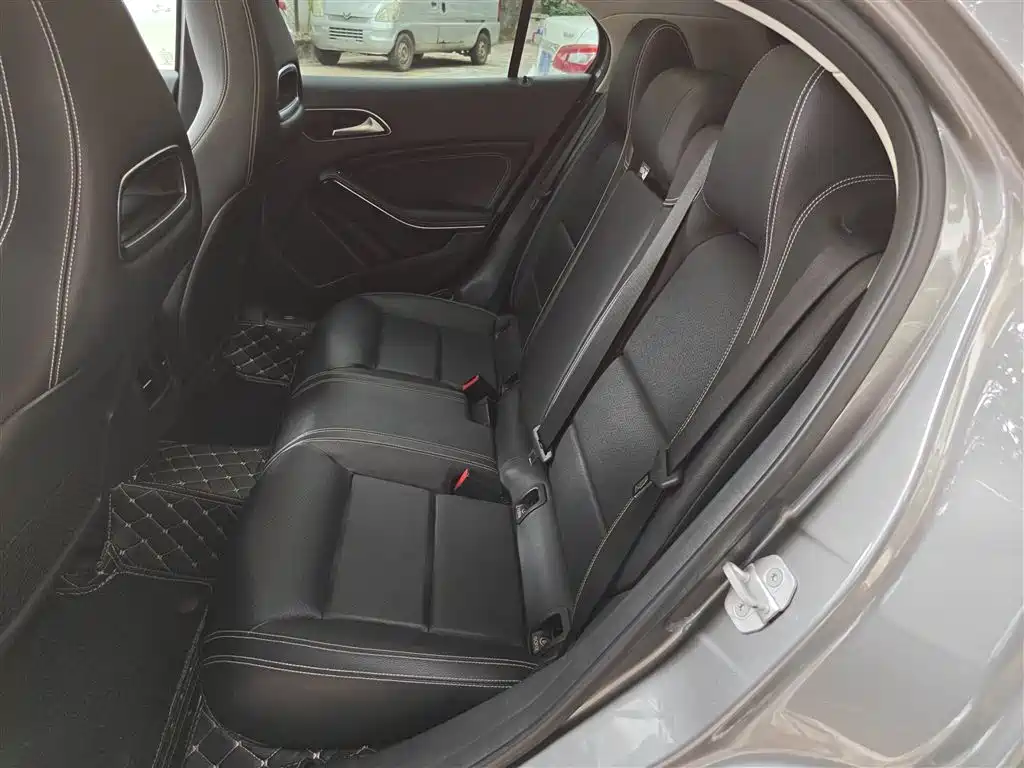 Mercedes-Benz GLA 2017 — фото 17