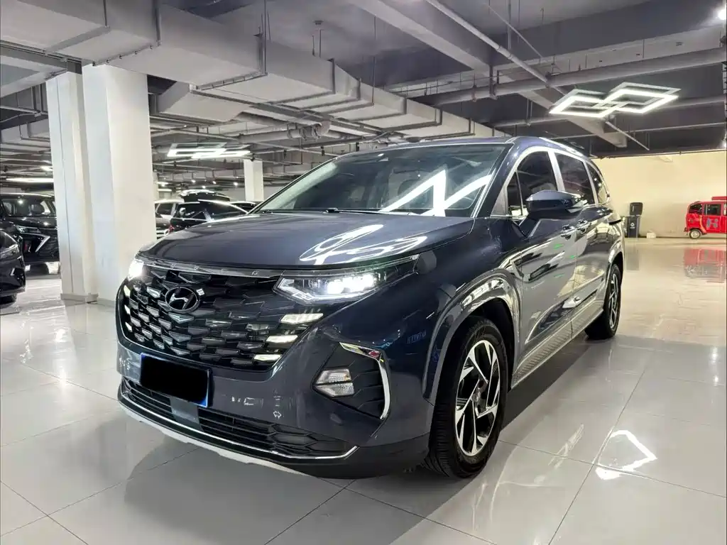 Hyundai Custin 2023 — фото 1