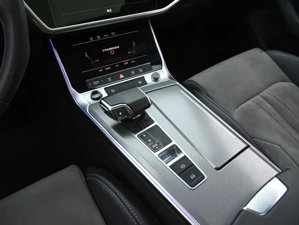 Audi A6L 2022 — фото 10