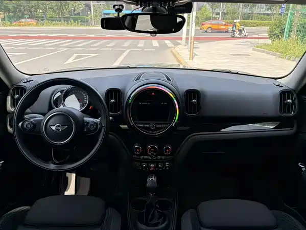 MINI Countryman 2018