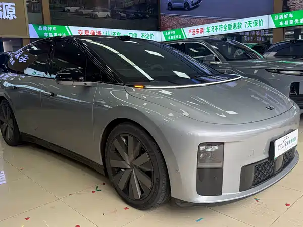 Li Auto i6 2025