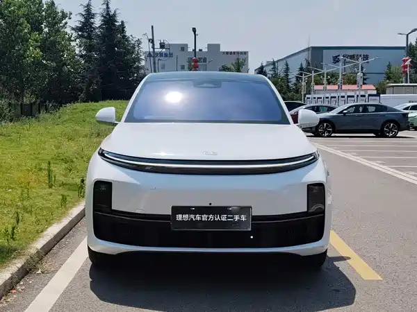 Li Auto L7 2024