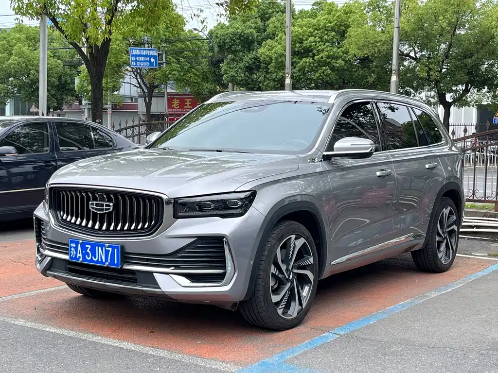 Geely Xingyue L 2022 — фото 1