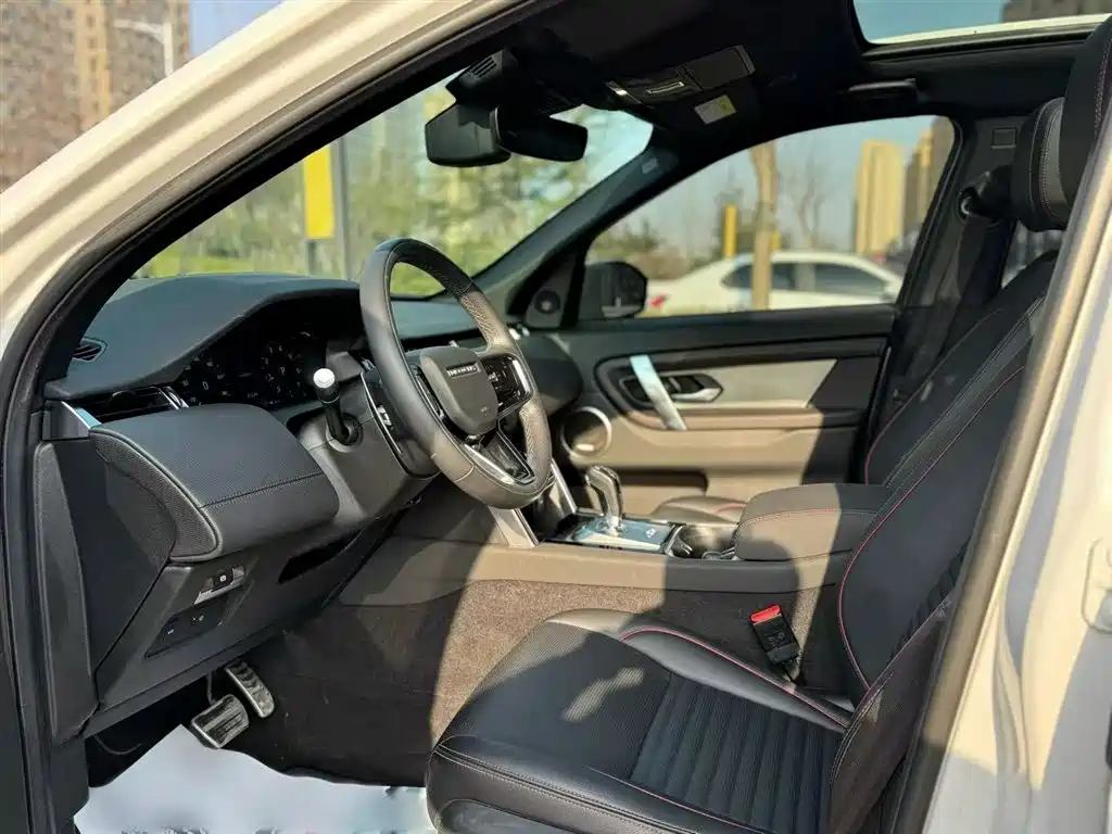 Land Rover Discovery Sport 2022 — фото 12