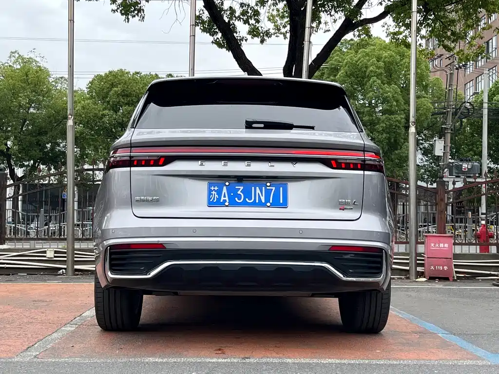 Geely Xingyue L 2022 — фото 3
