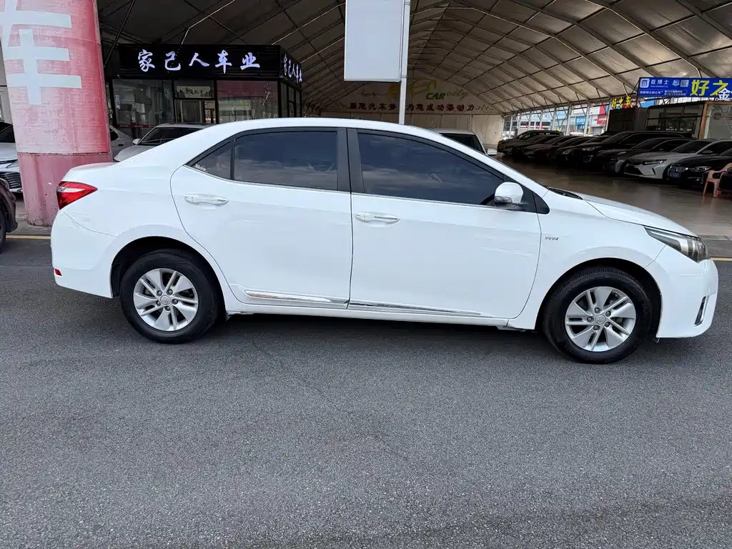 Toyota Corolla 2016 — фото 14