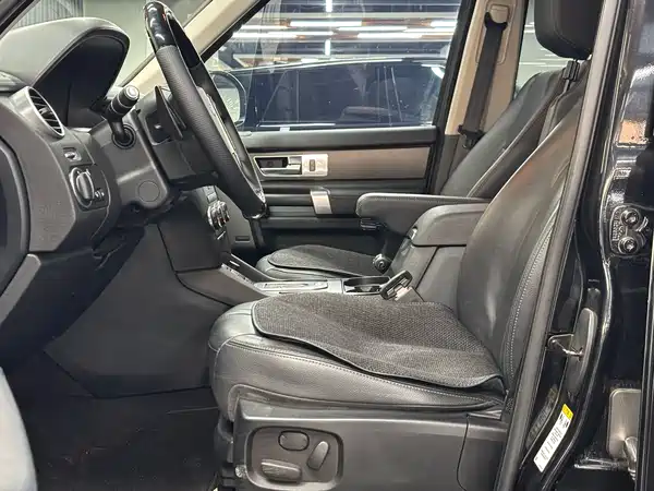 Land Rover Discovery 2017