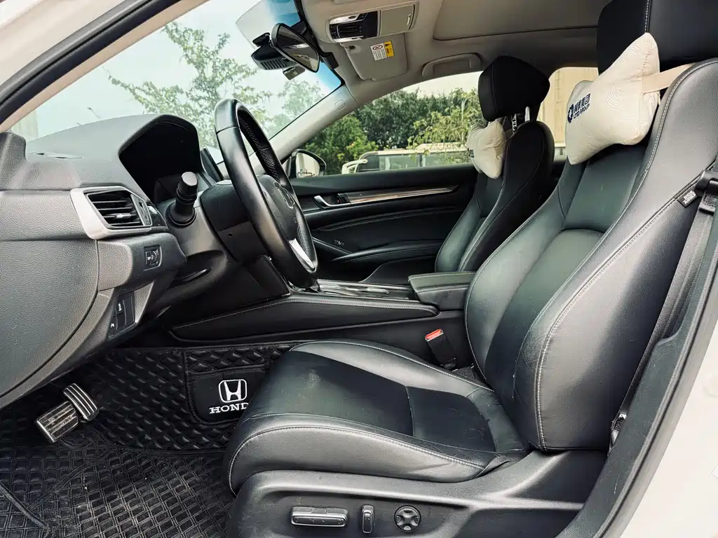 Honda Accord 2023 — фото 17