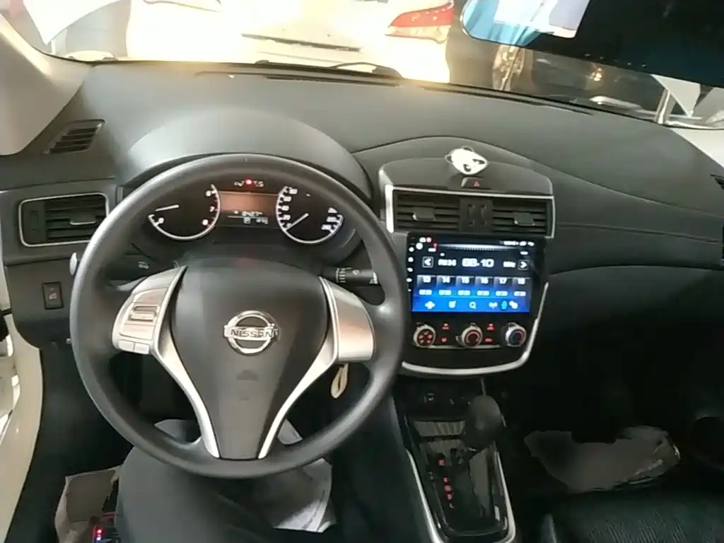 Nissan Tiida 2022 — фото 10
