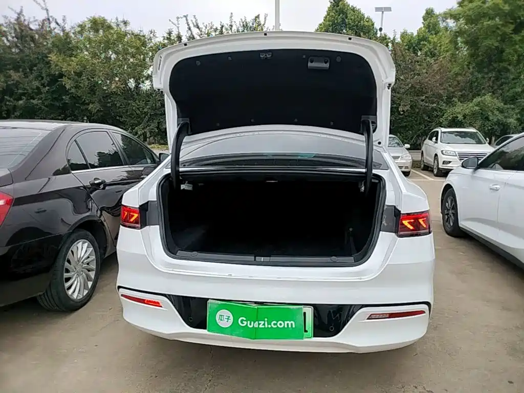 BYD Qin PLUS 2025 — фото 19