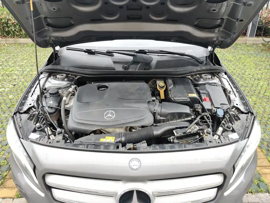 Mercedes-Benz GLA 2016 — фото 16