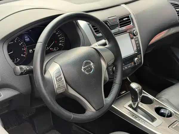 Nissan Teana 2015
