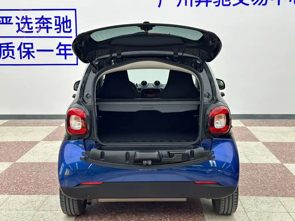 smart fortwo 2018 — фото 23