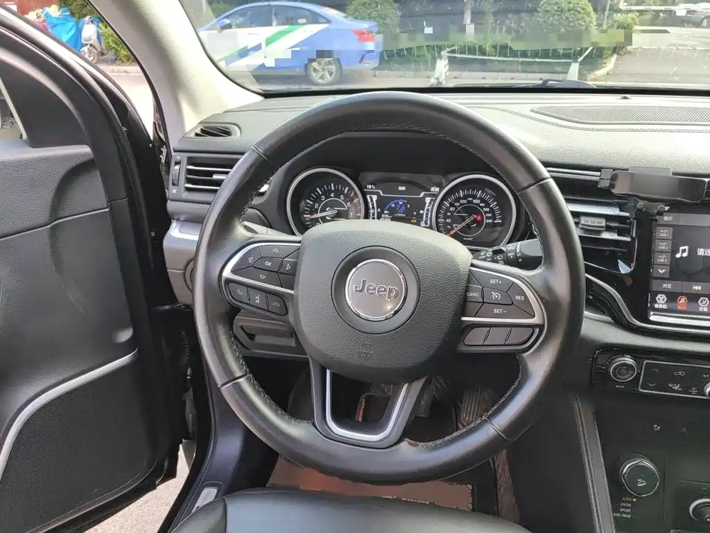 Jeep Grand Commander 2020