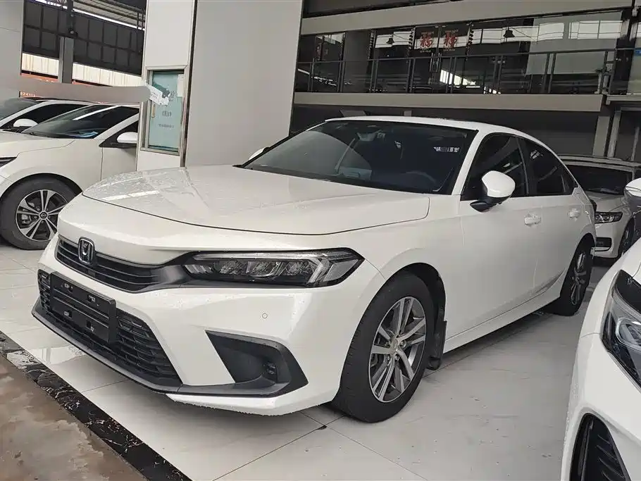 Honda Civic 2023 — фото 1