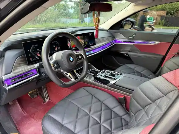 BMW 7 Series 2025