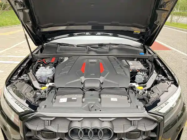 Audi SQ7 2024