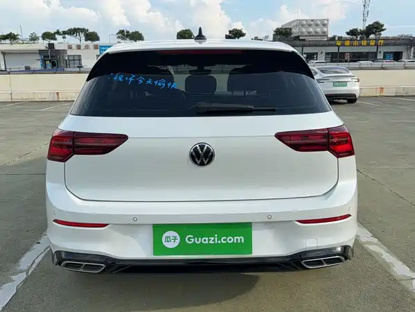 Volkswagen Golf 2024