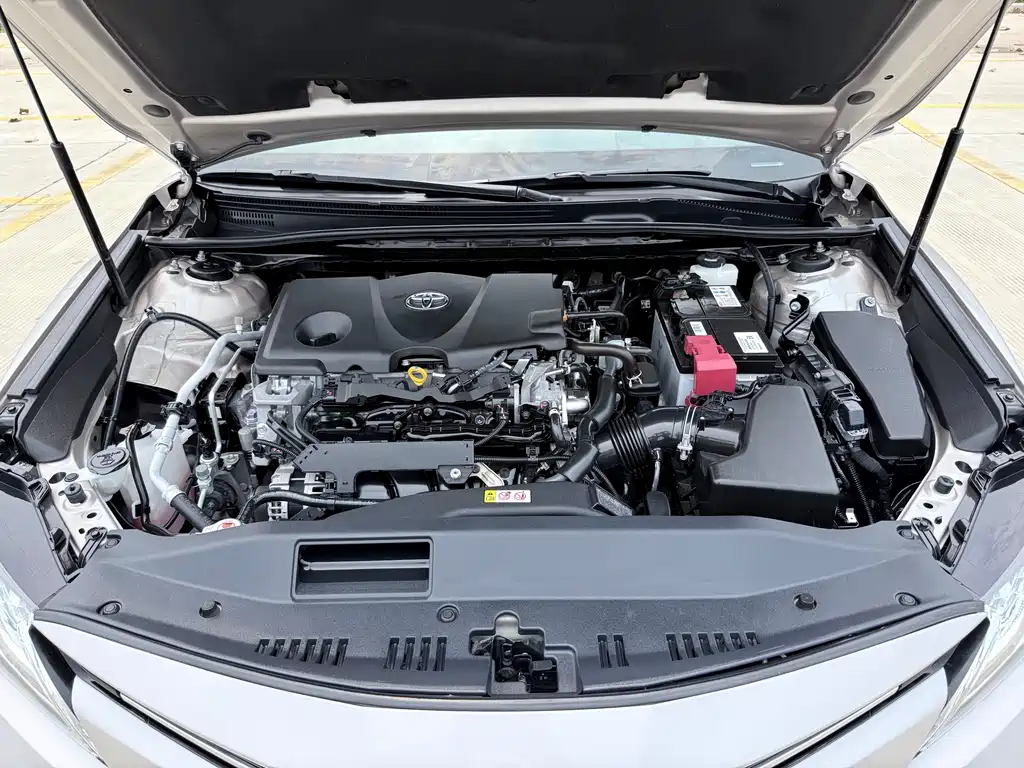 Toyota Camry 2021 — фото 29