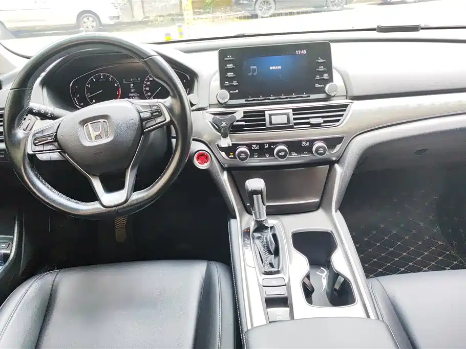 Honda Accord 2020 — фото 12