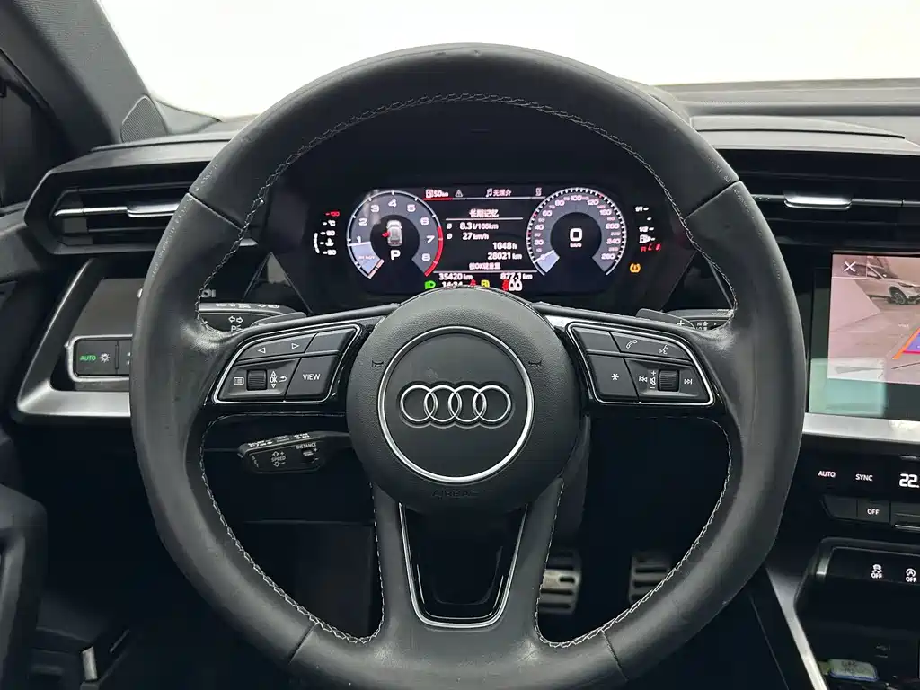 Audi A3 2023 — фото 11