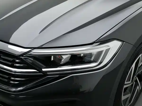 Volkswagen Sagitar 2023