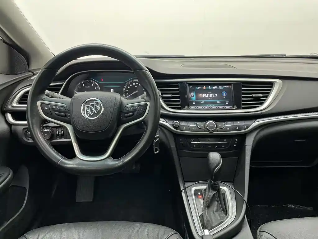 Buick Excelle 2019 — фото 12