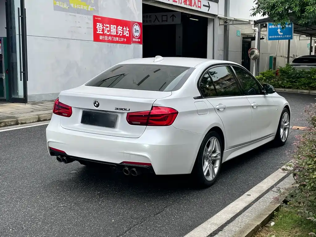 BMW 3 Series 2018