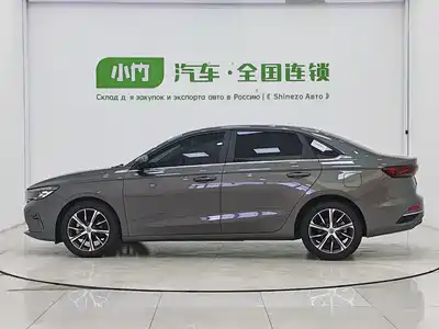 Geely Emgrand 2022
