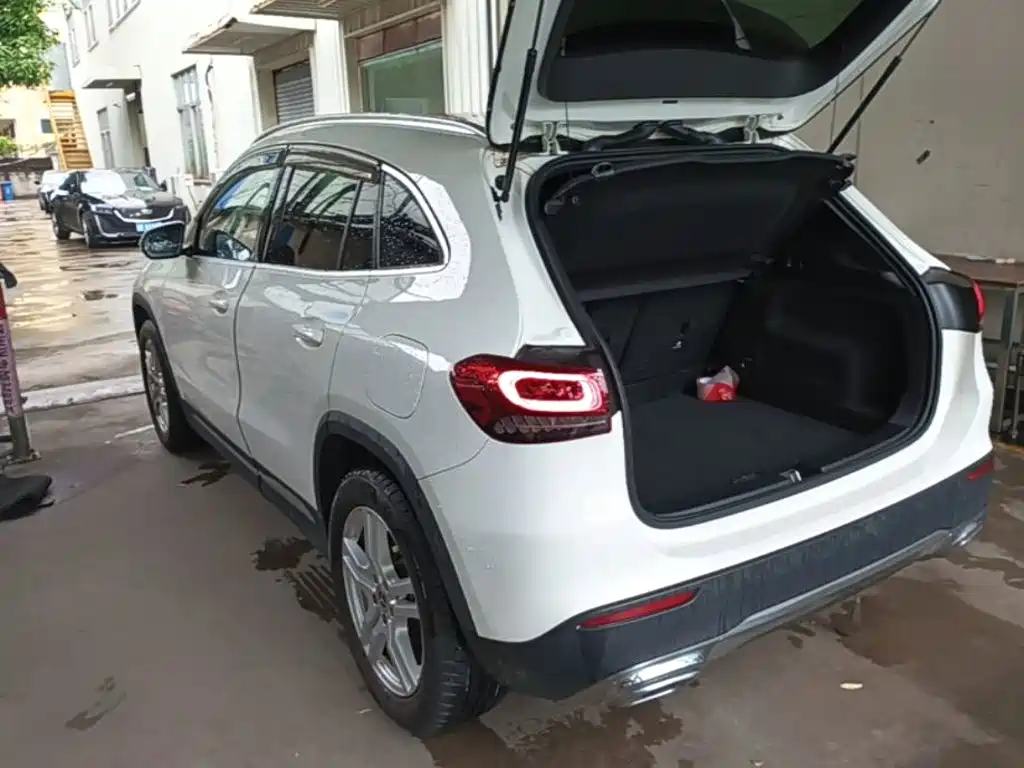 Mercedes-Benz GLA 2022