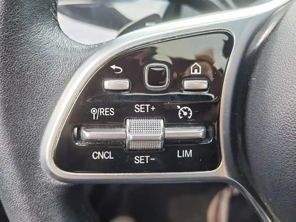 Mercedes-Benz A-Class 2021 — фото 24