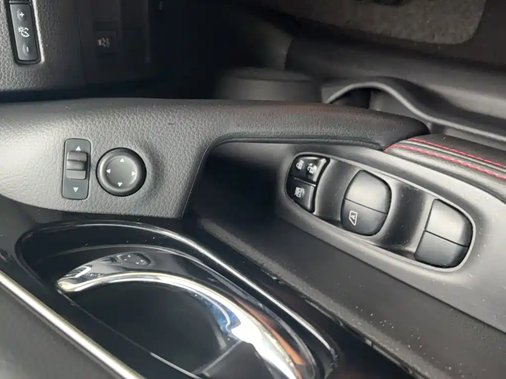 Nissan Qashqai 2018 — фото 11