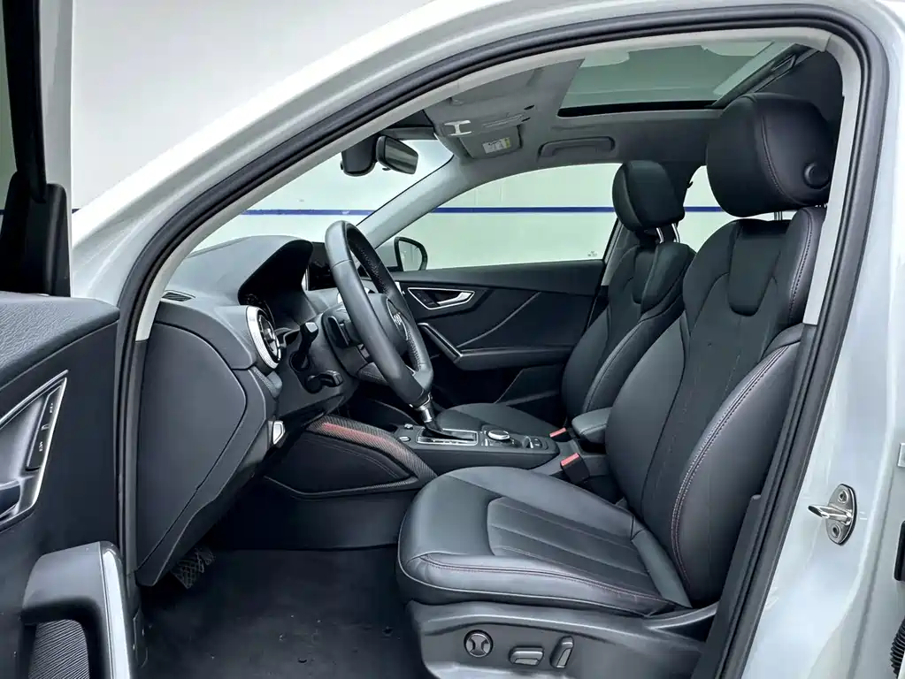 Audi Q2L 2022