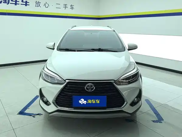 Toyota Yaris L 2022
