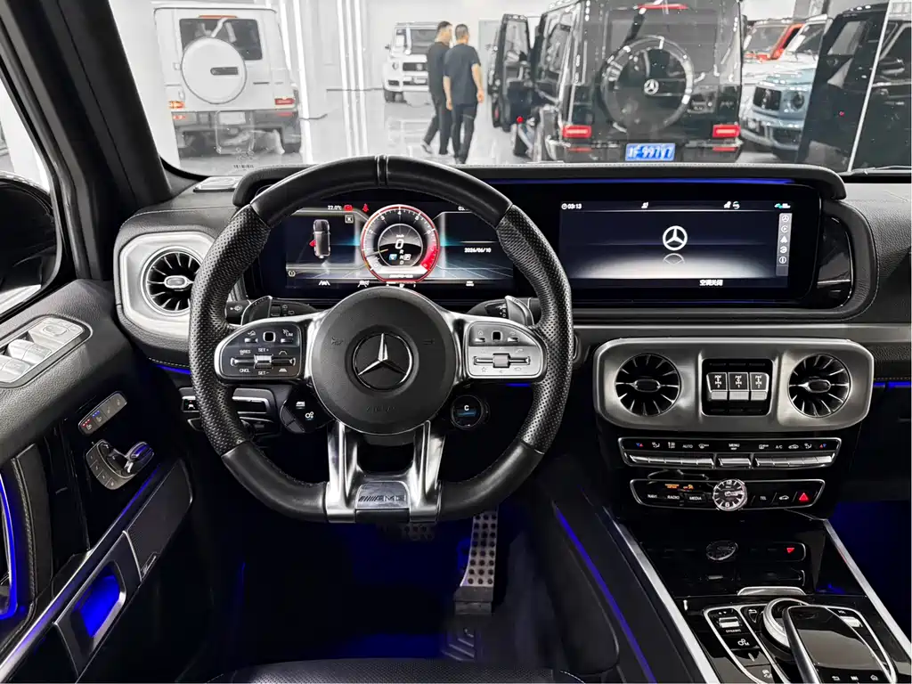 Mercedes-Benz G-Class AMG 2023 — фото 13