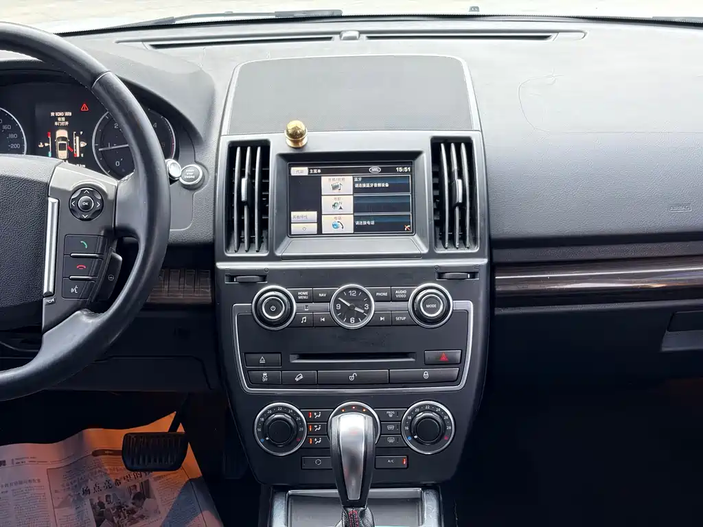 Land Rover Freelander 2 2013 — фото 11